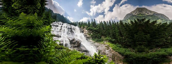 Trip Ferienhaus - imposantes Naturschauspiel & Energiequelle in Österreich | beeindruckende, imposante Wasserfälle sind beruhigend & bringen Abkühlung an Sommertagen